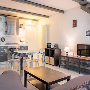 Apartamento Guest Planet - Splendido Loft Dergano M3 Italia