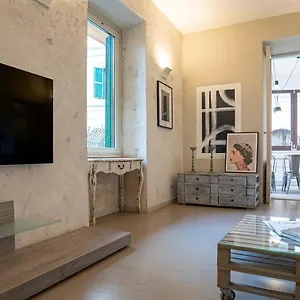  Apartment Cozy Nest With Terrace In Trastevere