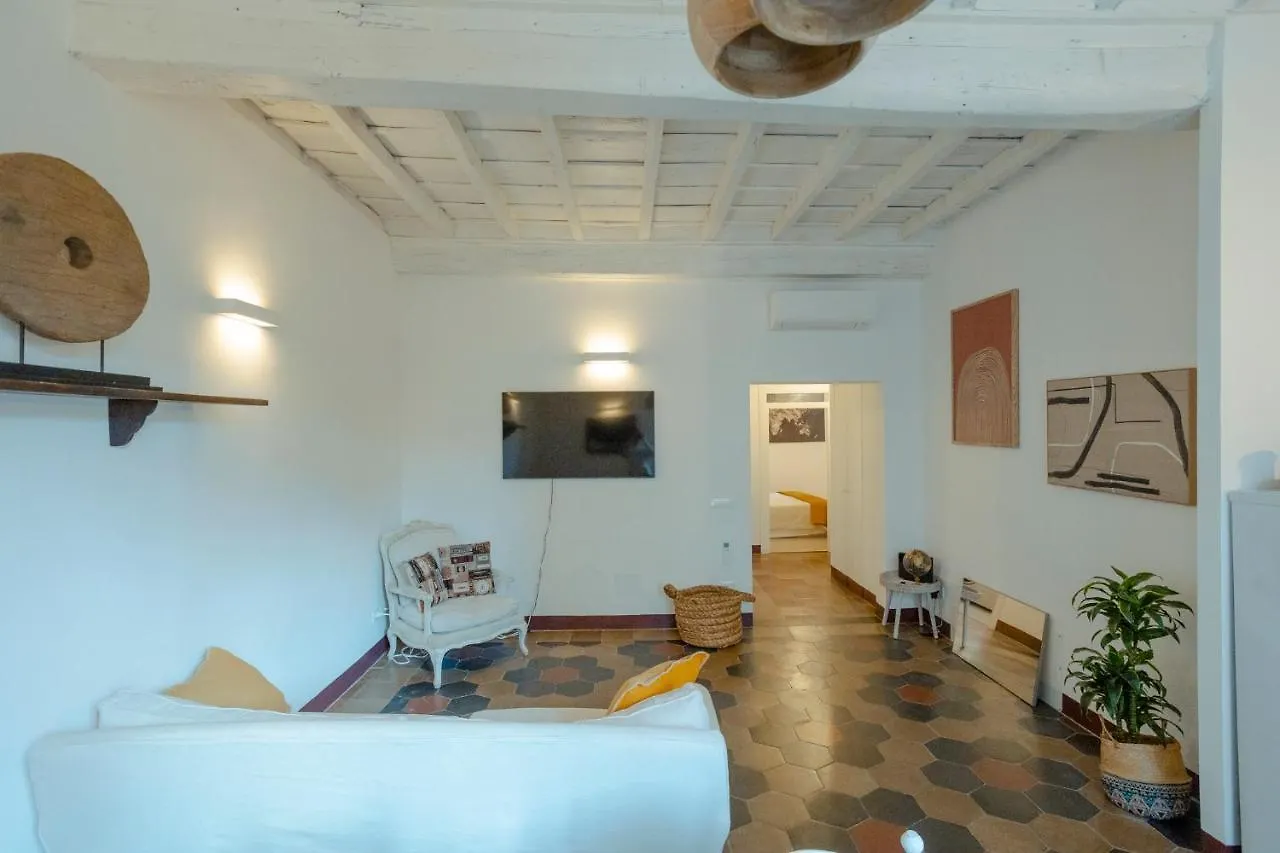 Domus Superior Navona - Pantheon Apartment Rome 0*,  Italy