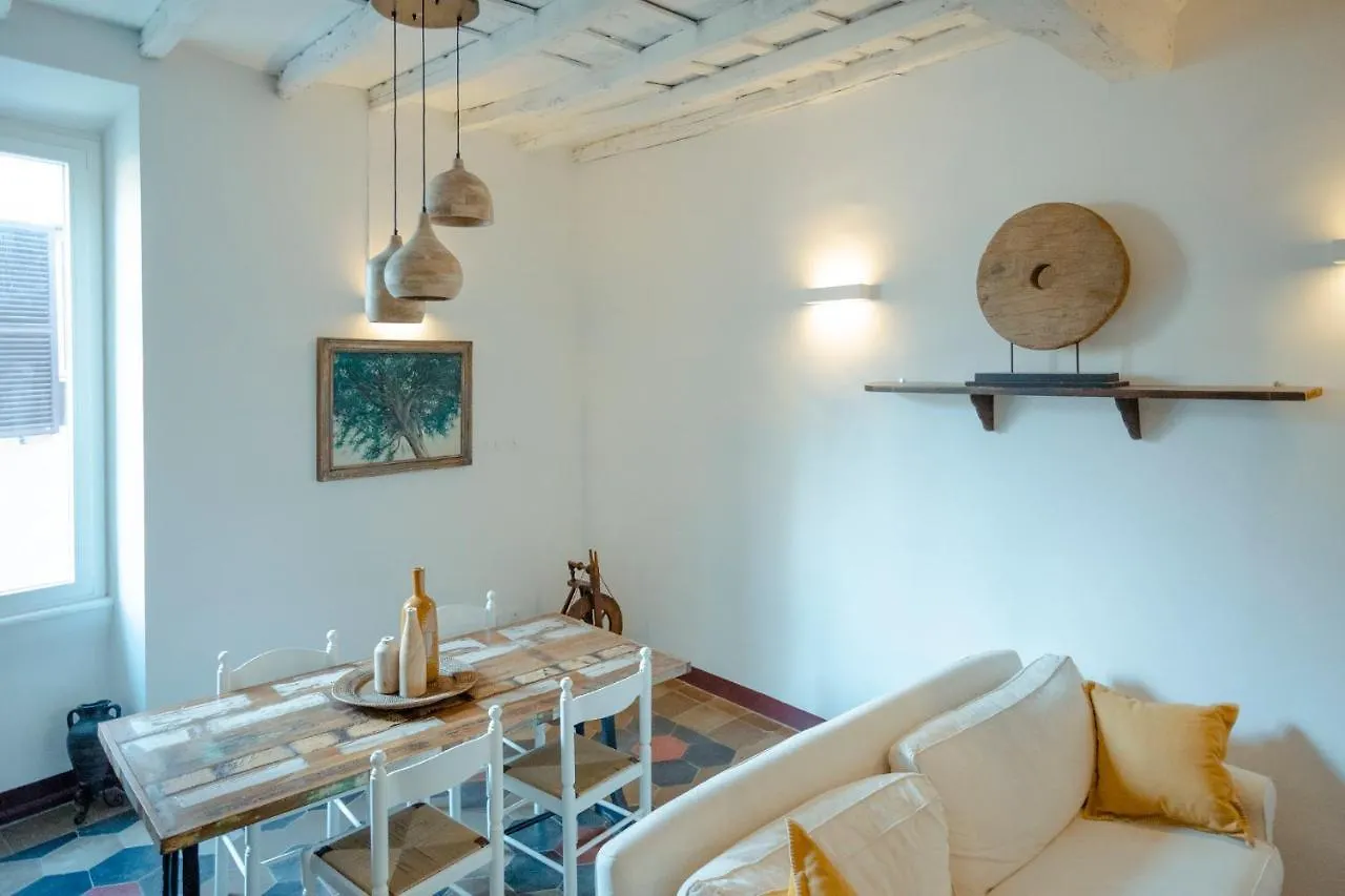 Domus Superior Navona - Pantheon Apartment Rome
